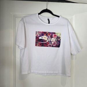 Silver Jeans Co. White Graphic T-Shirt